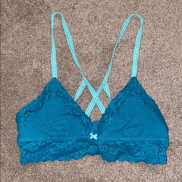 aerie Other - BOGO 🆓 AERIE CRISS-CROSS BRALETTE SIZE MED